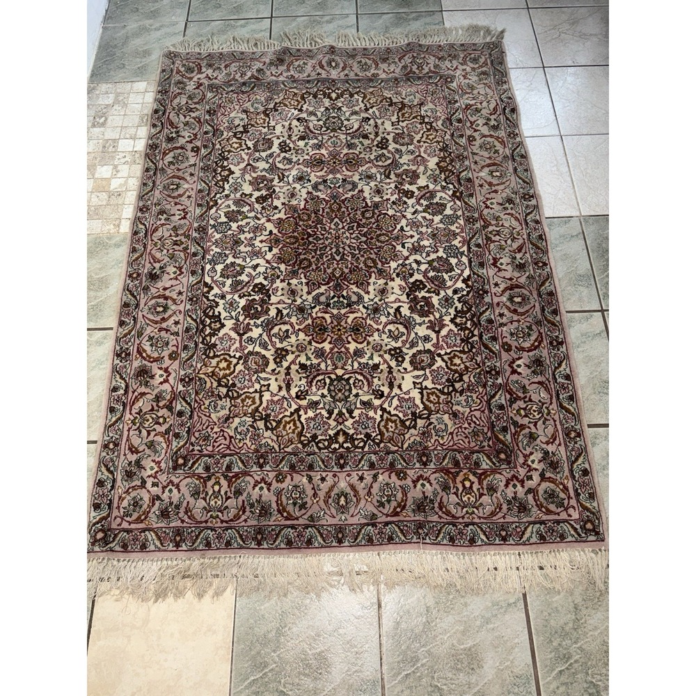 Vintage Traditional Oriental Area Rug Classic Floral Medallion Decor